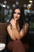 Neha Krishna Photos